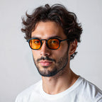 CAPRI. black/amber