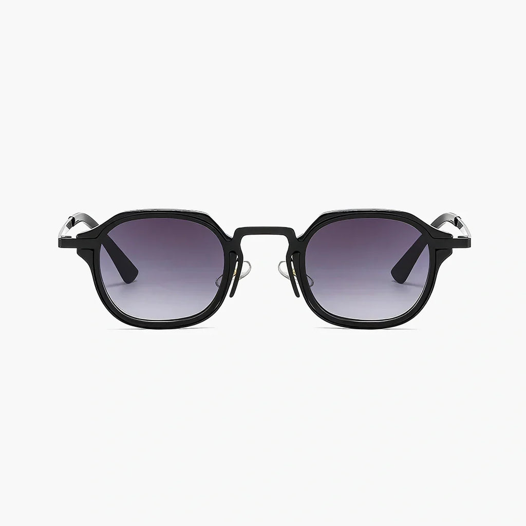 CAPRI. black/violet