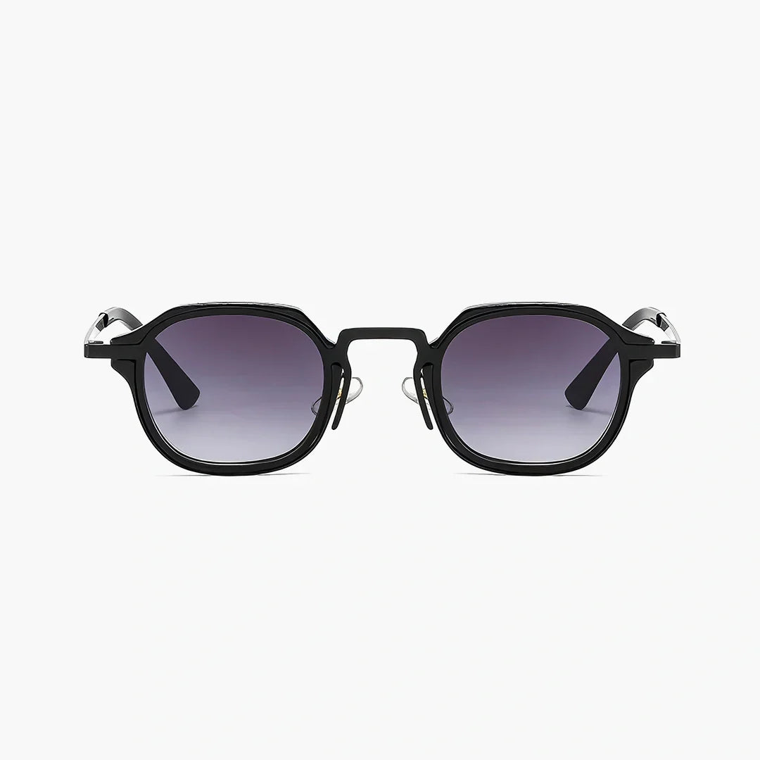 CAPRI. black/violet