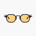 CAPRI. black/amber