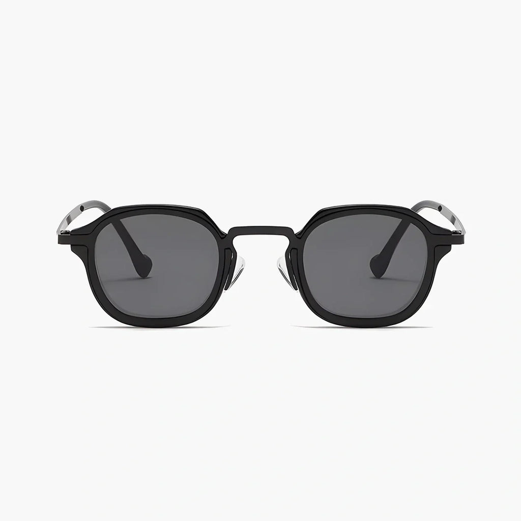 CAPRI. black/black